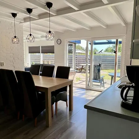 Furnished Vacation Home, 5 Persons Дом отдыха *