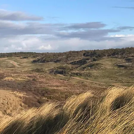 Dom wakacyjny Stone With Fenced Garden *