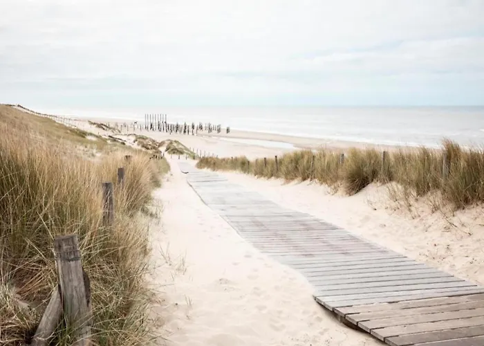 Dom wakacyjny Stone With Fenced Garden *
