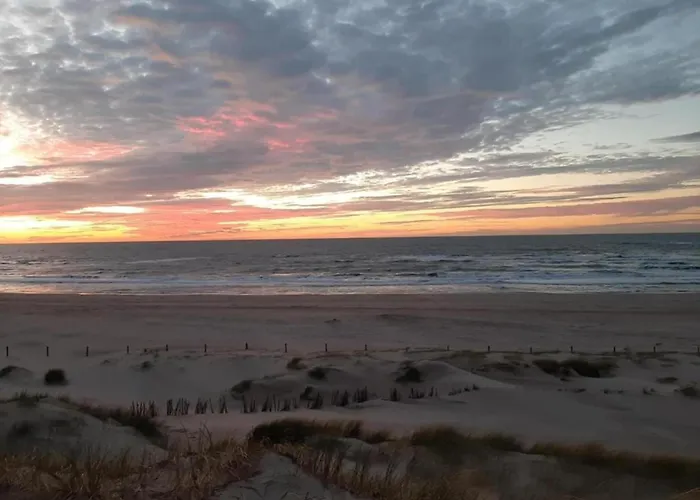 Stone With Fenced Garden * Sint Maartensvlotbrug